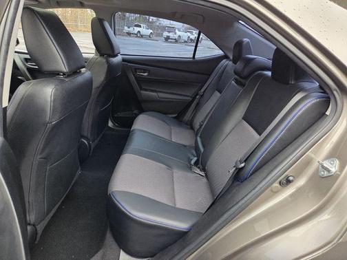 Falcon Gray Metallic 2018 Toyota Corolla SE