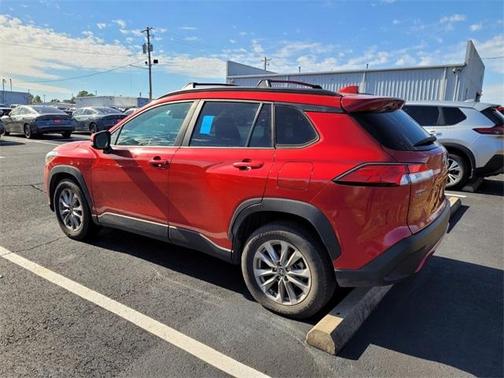 2022 Toyota Corolla Cross LE