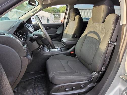 2016 GMC Acadia SLE-2