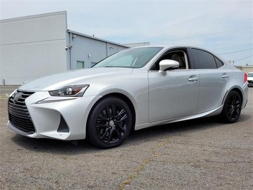 2018 Lexus IS 300 Base