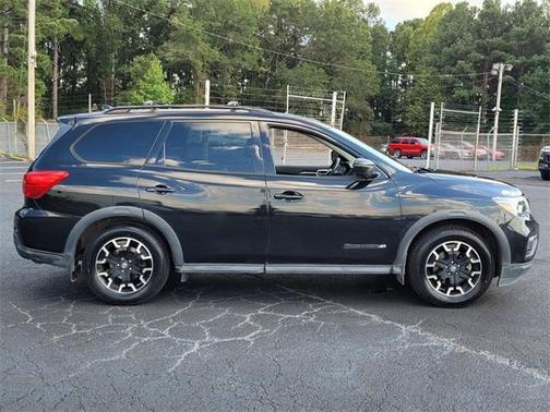 2019 Nissan Pathfinder SV