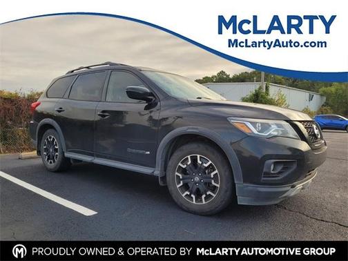 2019 Nissan Pathfinder SV