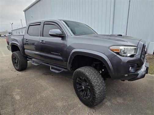 2019 Toyota Tacoma TRD Sport