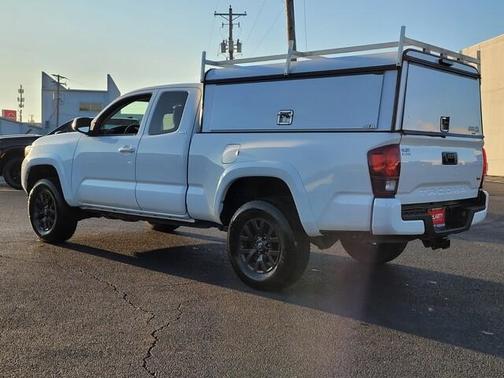 2021 Toyota Tacoma SR5