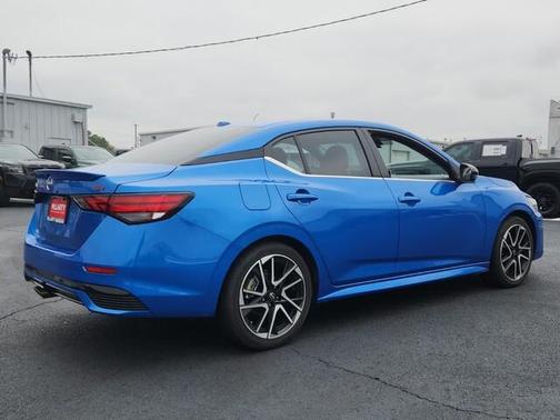2025 Nissan Sentra SR