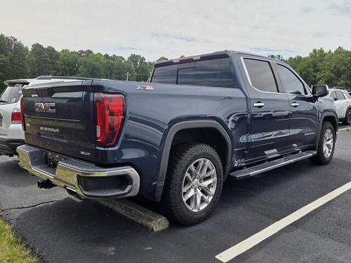 Pacific Blue Metallic 2021 GMC Sierra 1500 SLT
