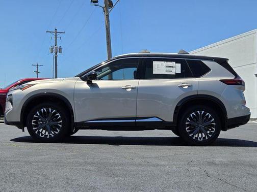 2t Chpn Blk Roo 2026 Nissan Rogue Platinum
