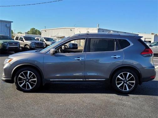 2017 Nissan Rogue SL