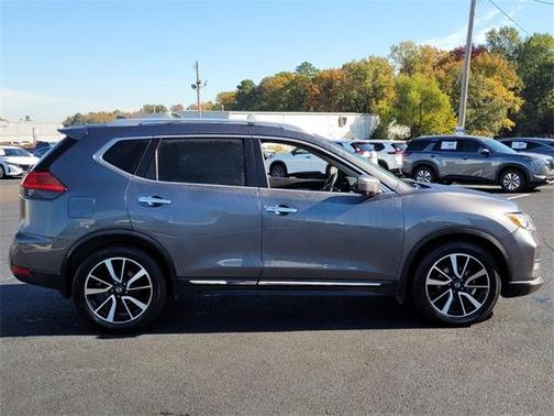 2017 Nissan Rogue SL