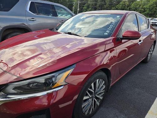 Scarlet Ember 2024 Nissan Altima 2.5 SV