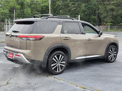 2 Tone Tan / Black Roof 2023 Nissan Pathfinder Platinum