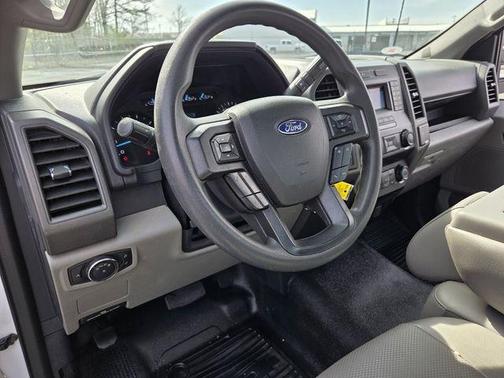 Oxford White 2022 Ford F-250 XL