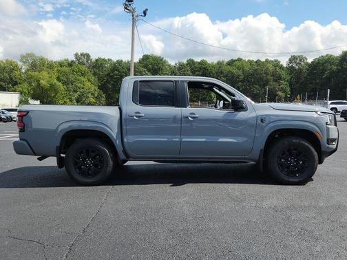 Boulder Gray Metallic 2026 Nissan Frontier SV