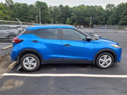 2024 Nissan Kicks S