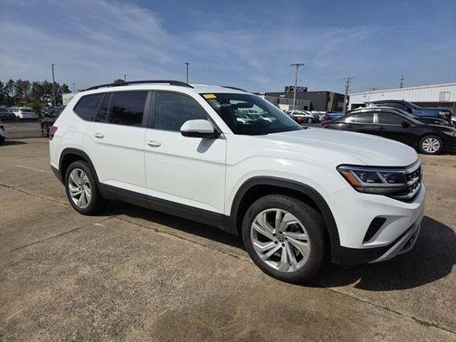 2022 Volkswagen Atlas 3.6L SE w/Technology
