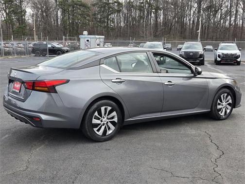 2022 Nissan Altima 2.5 S