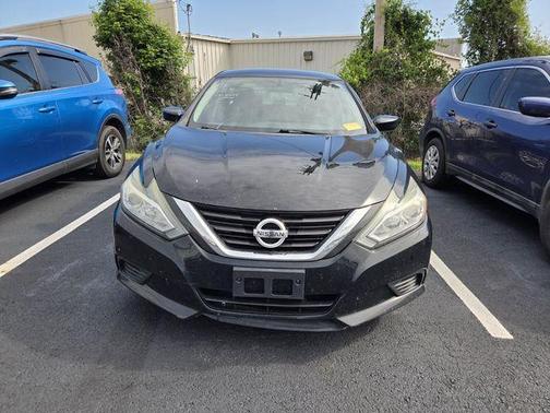 Super Black Clearcoat 2017 Nissan Altima 2.5 S