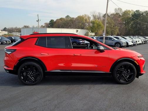 2024 Chevrolet Equinox EV RS