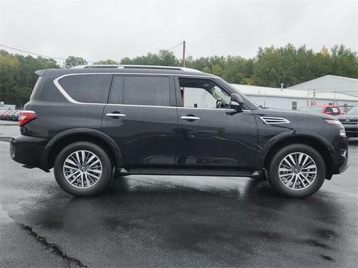 2024 Nissan Armada SL
