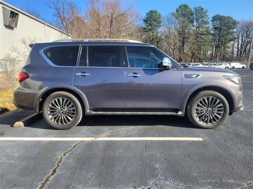 2024 INFINITI QX80 SENSORY