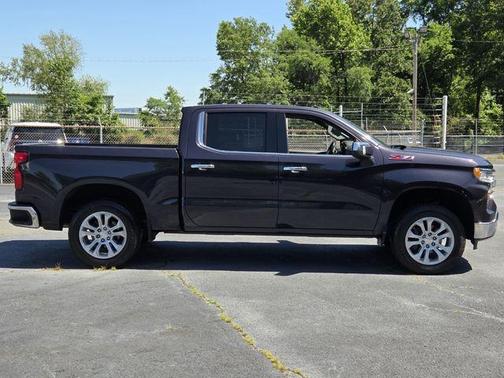 Dark Ash Metallic 2022 Chevrolet Silverado 1500 LTZ