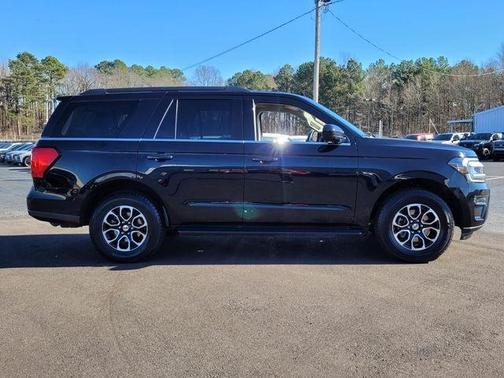 Agate Black Metallic 2024 Ford Expedition XLT
