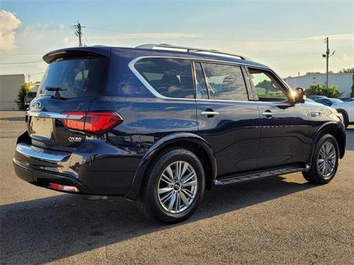 2021 INFINITI QX80 Luxe
