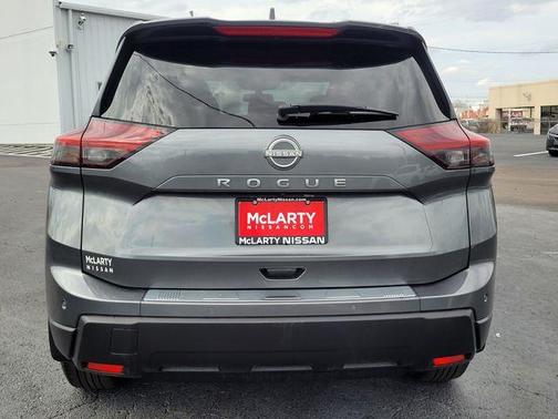 Gun Metallic 2025 Nissan Rogue SV