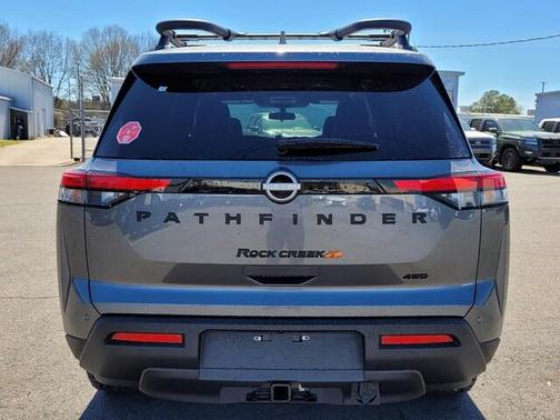 2025 Nissan Pathfinder Rock Creek