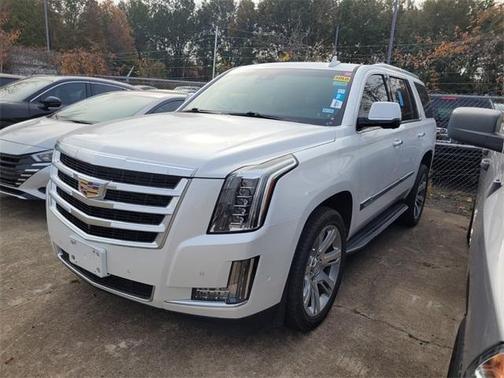 2018 Cadillac Escalade Luxury