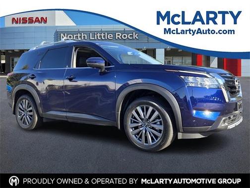 2024 Nissan Pathfinder SL
