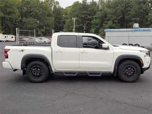 2022 Nissan Frontier PRO-X