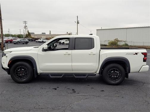 2022 Nissan Frontier PRO-X