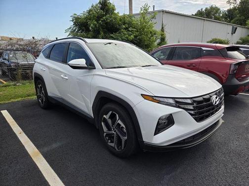 Quartz White 2022 Hyundai TUCSON SEL
