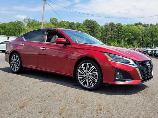2023 Nissan Altima 2.5 SL