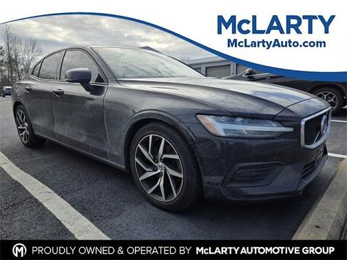 2019 Volvo S60 T5 Momentum