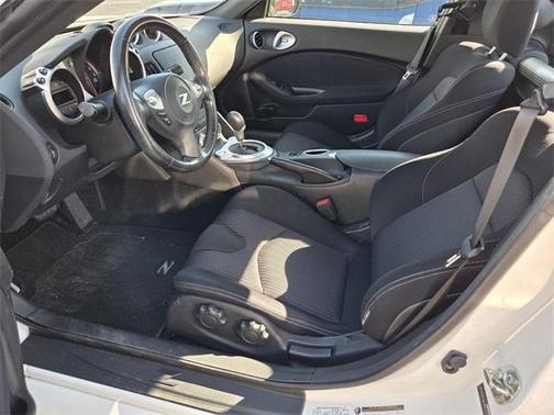 2020 Nissan 370Z Base