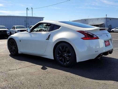 2020 Nissan 370Z Base