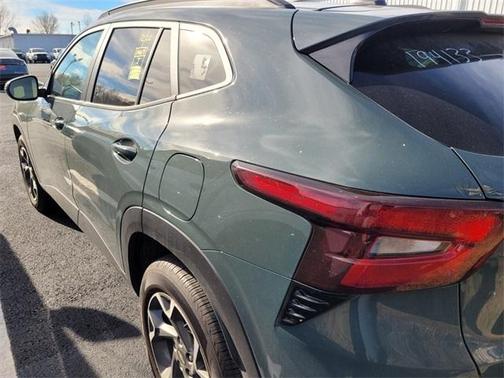 2025 Chevrolet Trax LT