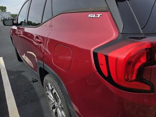Red Quartz Tintcoat 2018 GMC Terrain SLT