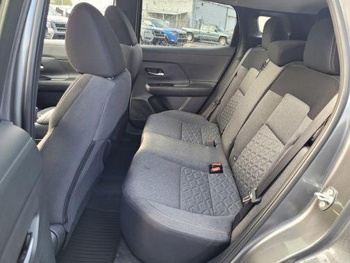 Gun Metallic 2026 Nissan Kicks SV