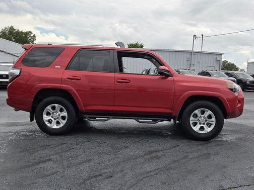 Barcelona Red Metallic 2017 Toyota 4Runner SR5