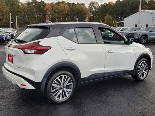 2024 Nissan Kicks SV