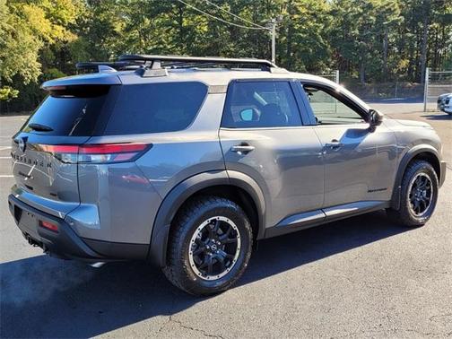 2025 Nissan Pathfinder Rock Creek