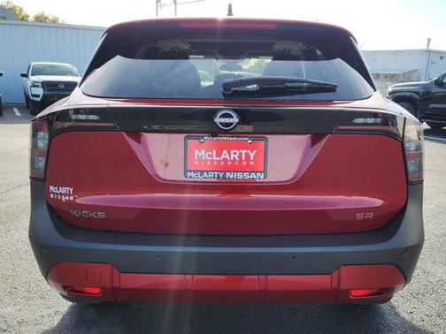 Scarlet Ember T 2026 Nissan Kicks SR