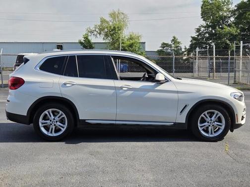 Mineral White Metallic 2019 BMW X3 sDrive30i