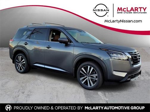 2025 Nissan Pathfinder Platinum