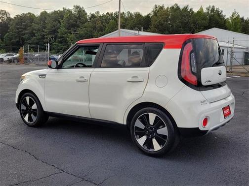 2017 Kia Soul +