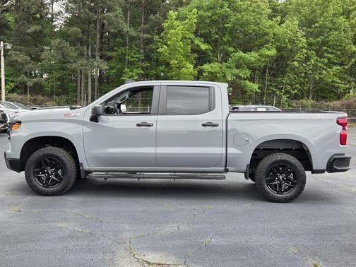 Slate Gray Metallic 2024 Chevrolet Silverado 1500 Custom Trail Boss