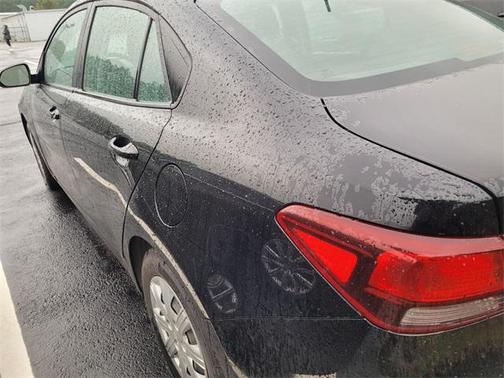 2022 Kia Rio LX